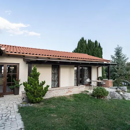 Garden Lägenhet Zalaegerszeg